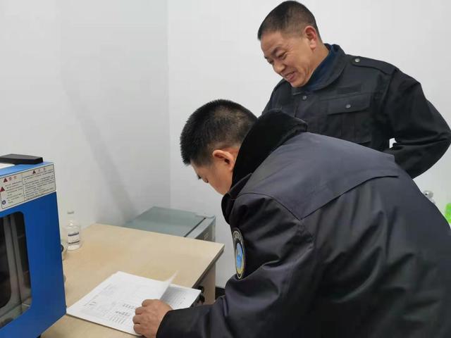 吃得安心！岳阳严把集中式消毒餐饮具卫生安全关